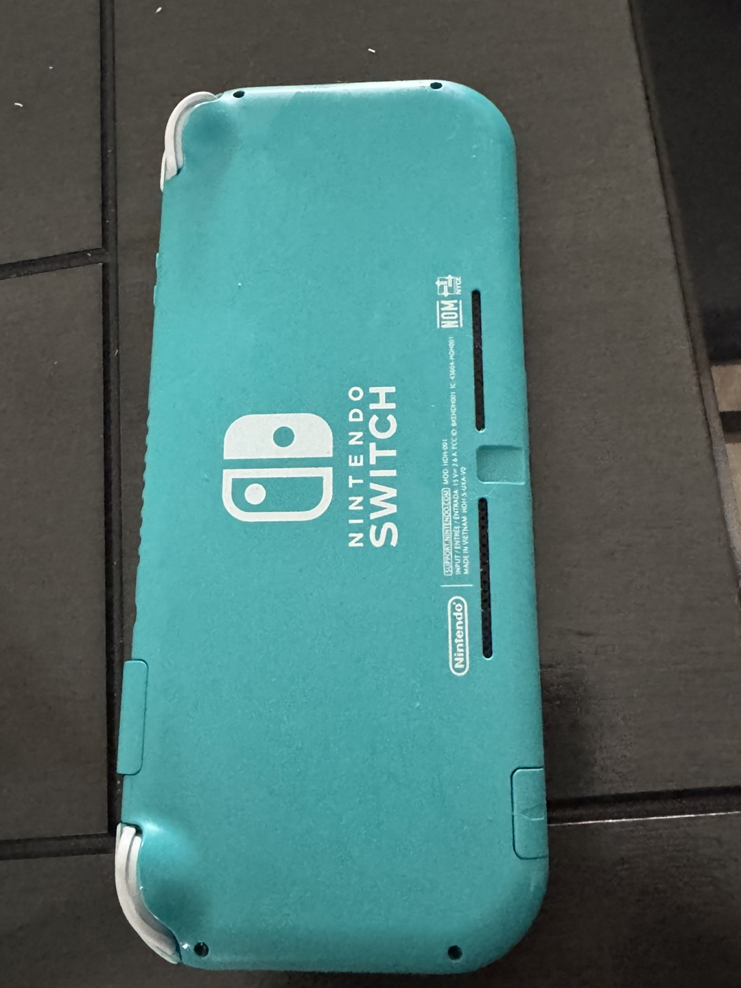 Nintendo switch lite - photo 2