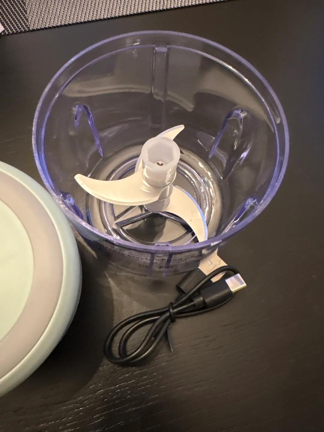 NEW Portable Electric mini Food Chopper - Mint Green image indicator(2)