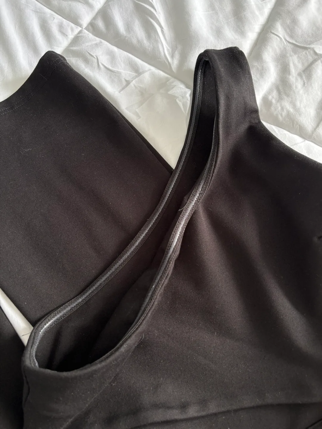 Tiger Mist | One-Shoulder Cut-Out Jumpsuit - M image indicator(5)