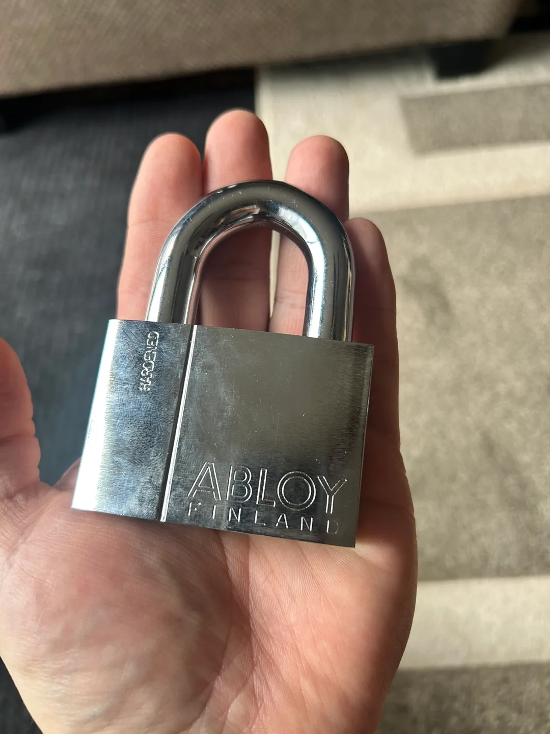 Abloy PL602L Padlock with Keys image indicator(2)