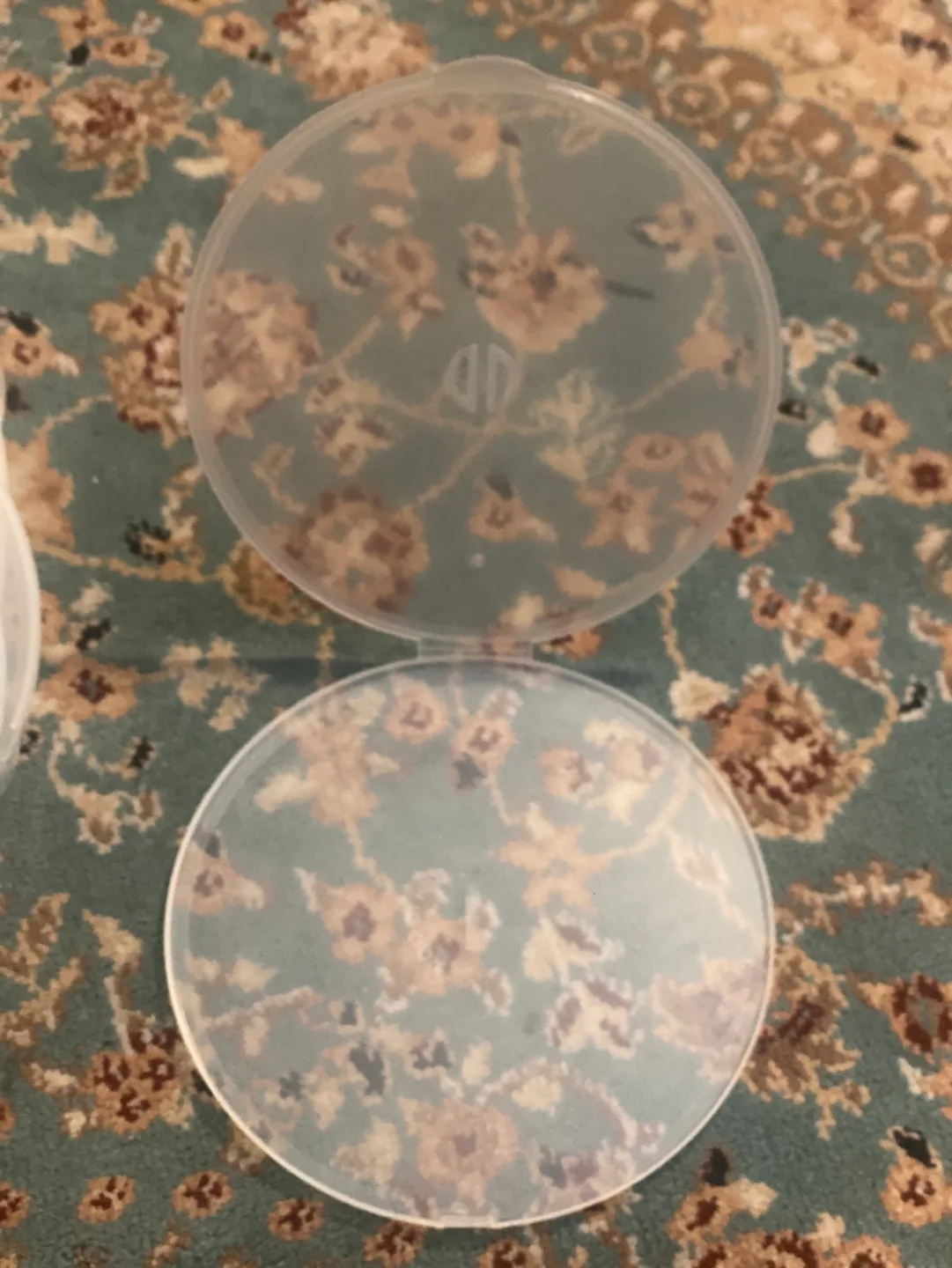 Bulk lot of clear plastic containers with lids image indicator(2)