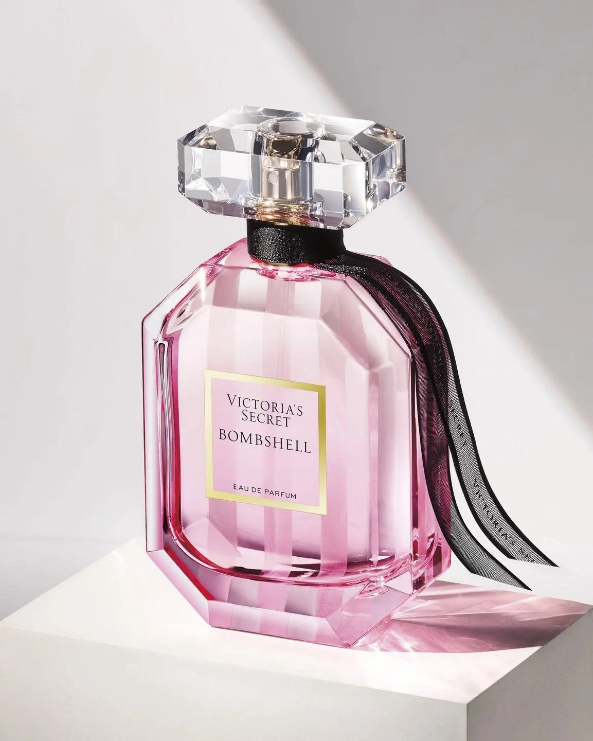 Victoria's Secret Bombshell Eau de Perfume 50ml image indicator(2)