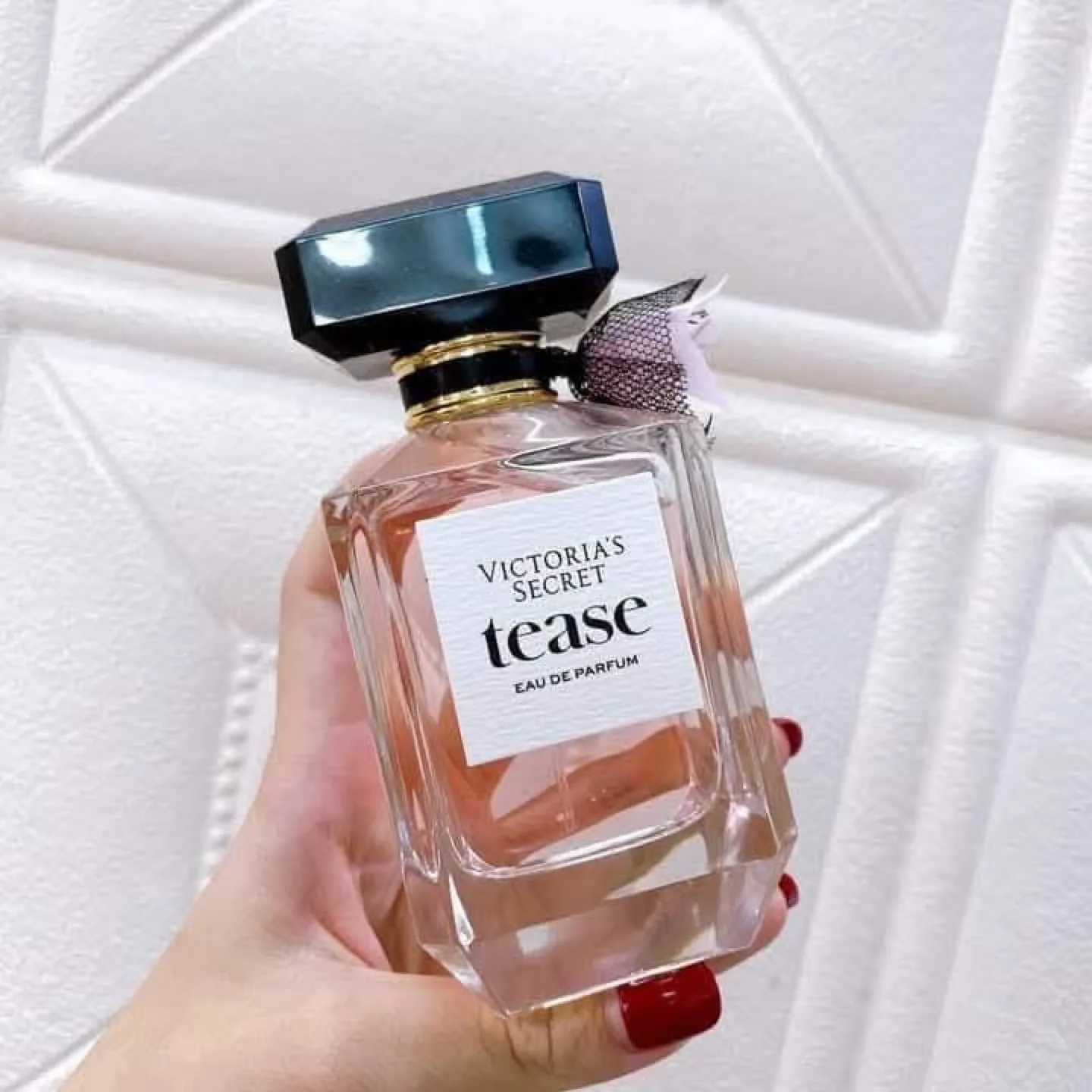 Victoria's Secret Tease Eau de Parfum image indicator(2)