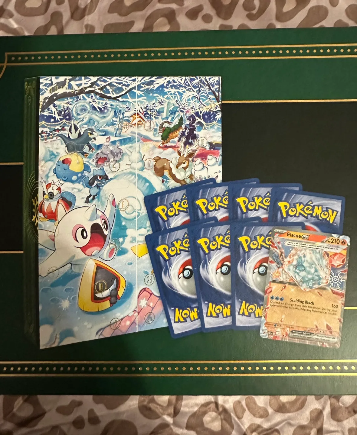 Pokémon TCG Holiday Calendar 2022 - 25 Days of Surprises! image indicator(3)