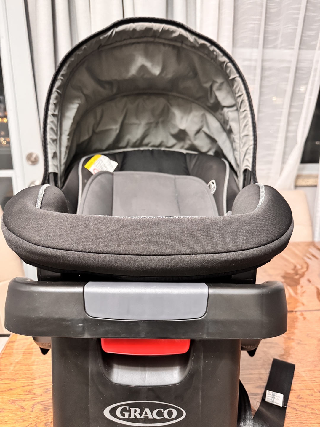 Graco SnugRide SnugLock 35 Infant Car Seat - photo 3