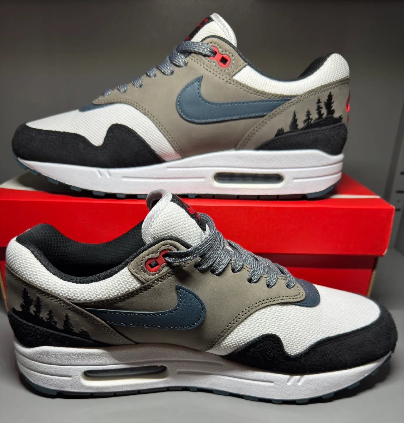 Nike Air Max 1 - Tree Line Escape - Men’s Size 9.5 image indicator(2)