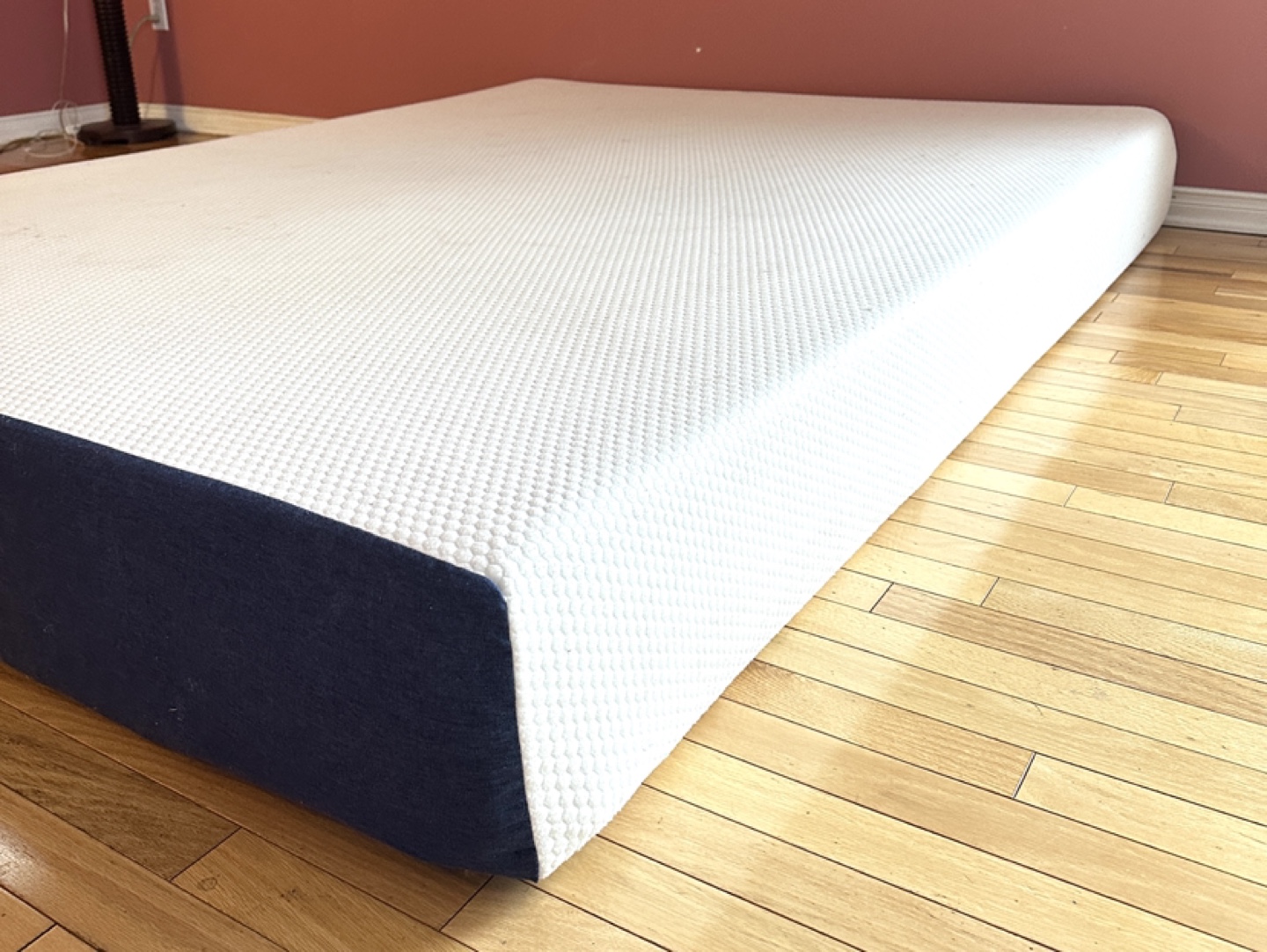 JINGWEI Full Size Gel Foam Mattress (CAN DELIVER) - photo 3