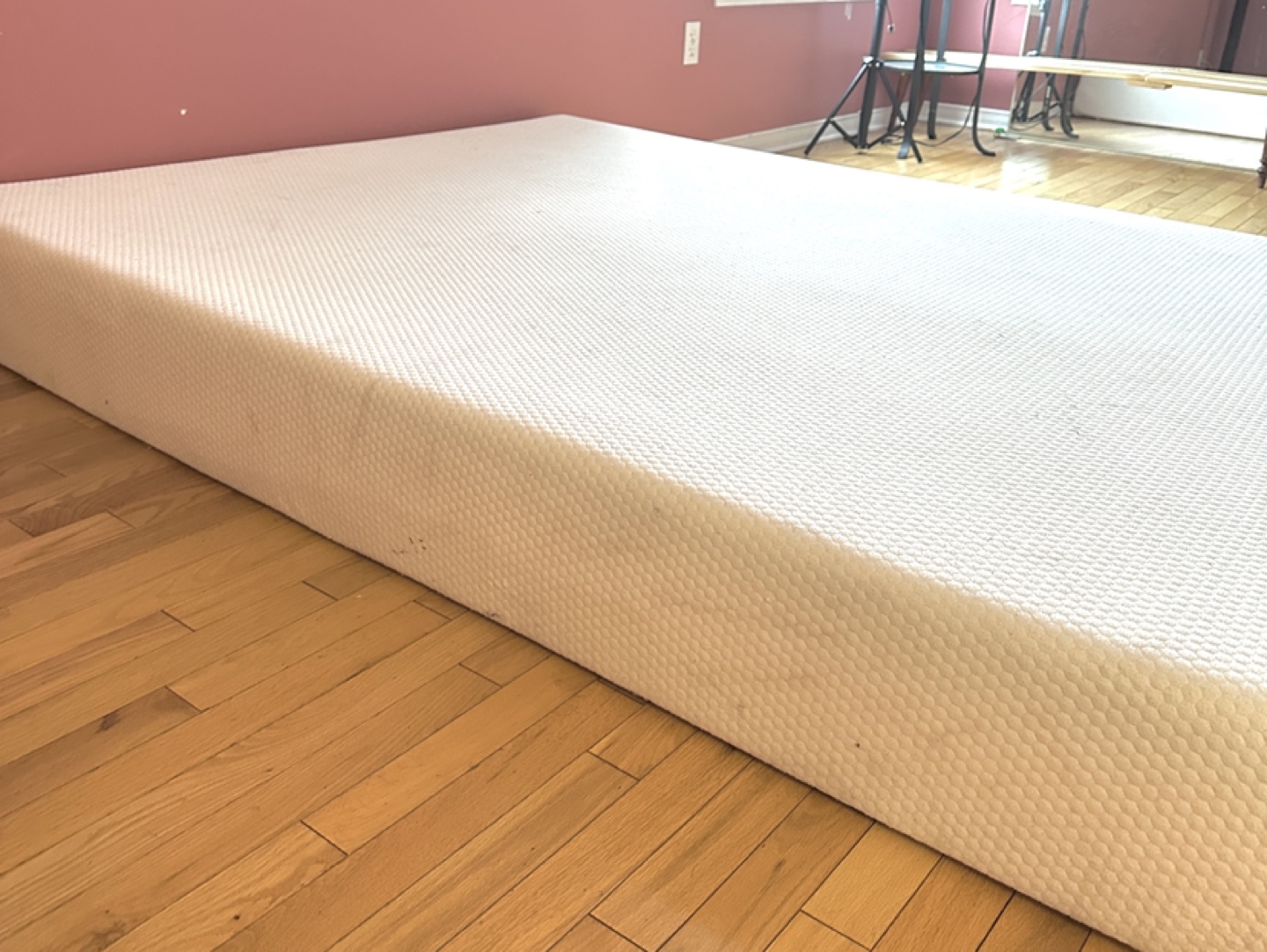 JINGWEI Full Size Gel Foam Mattress (CAN DELIVER) - photo 4