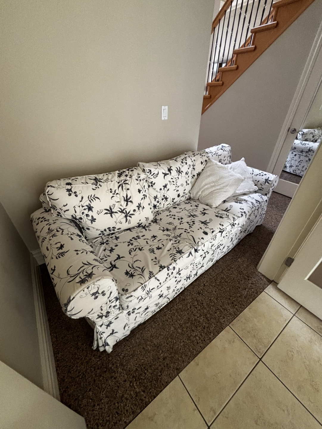 IKEA Sofa with Floral Pattern - photo 2