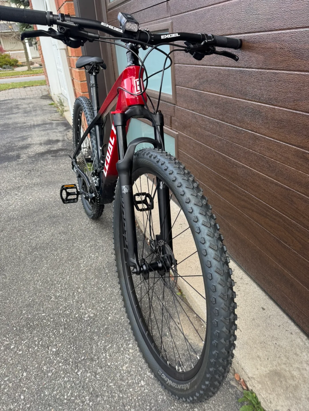 For Sale: Excellent Condition Mountain Bike. image indicator(3)