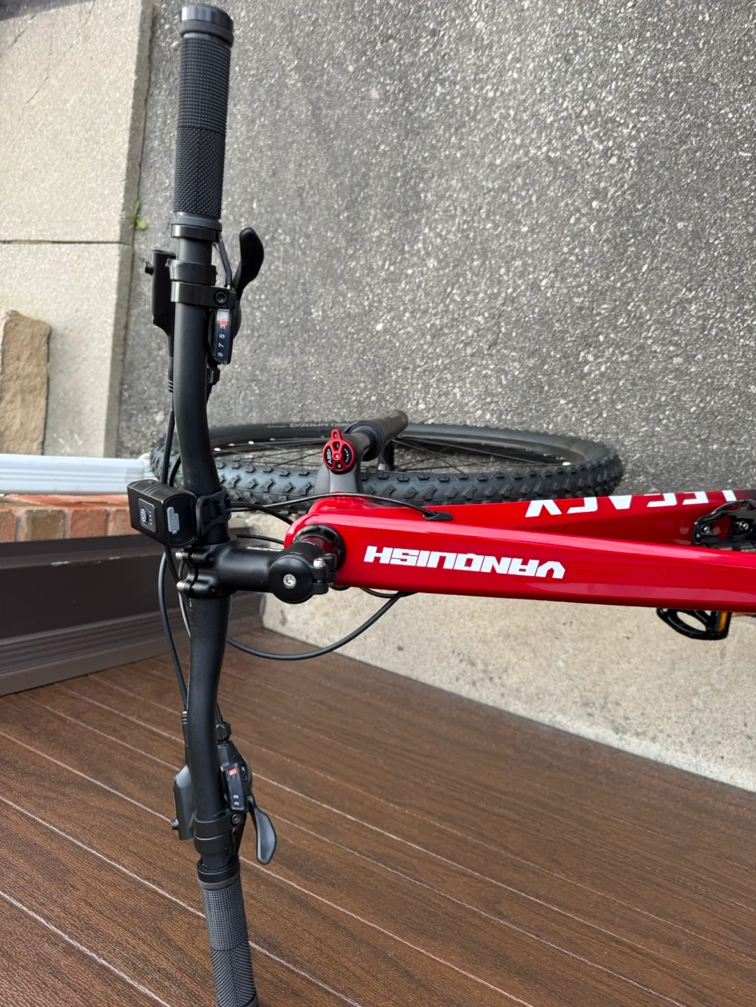 For Sale: Excellent Condition Mountain Bike. image indicator(6)