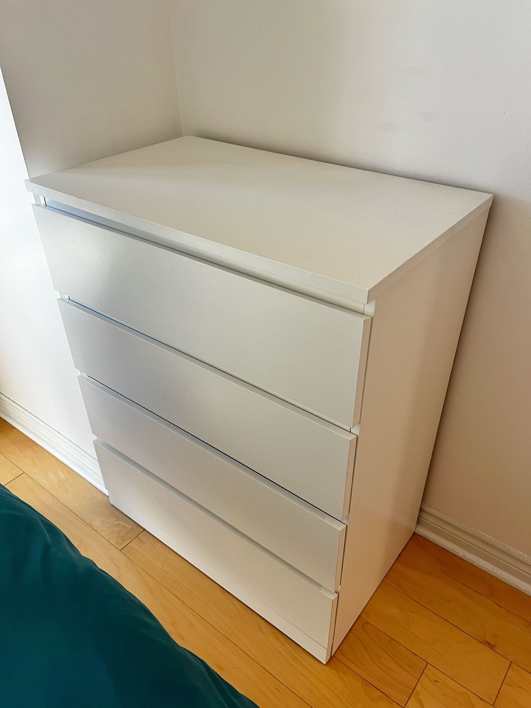 White 3-Drawer Dresser