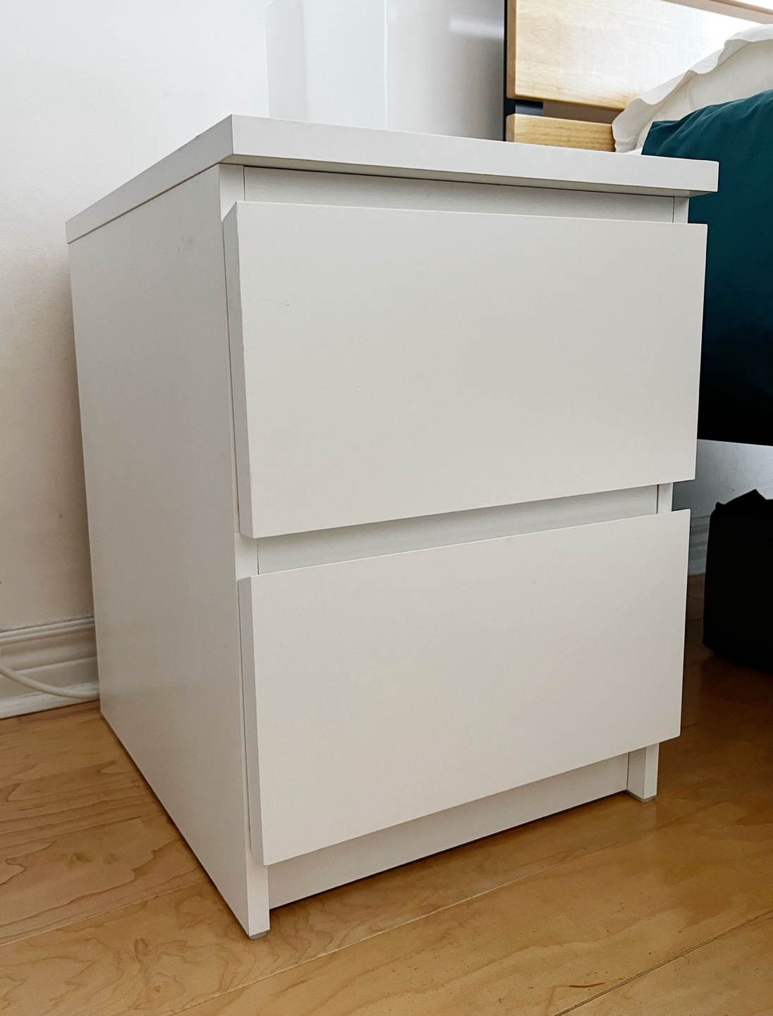 IKEA MALM 2-Drawer Nightstands – White