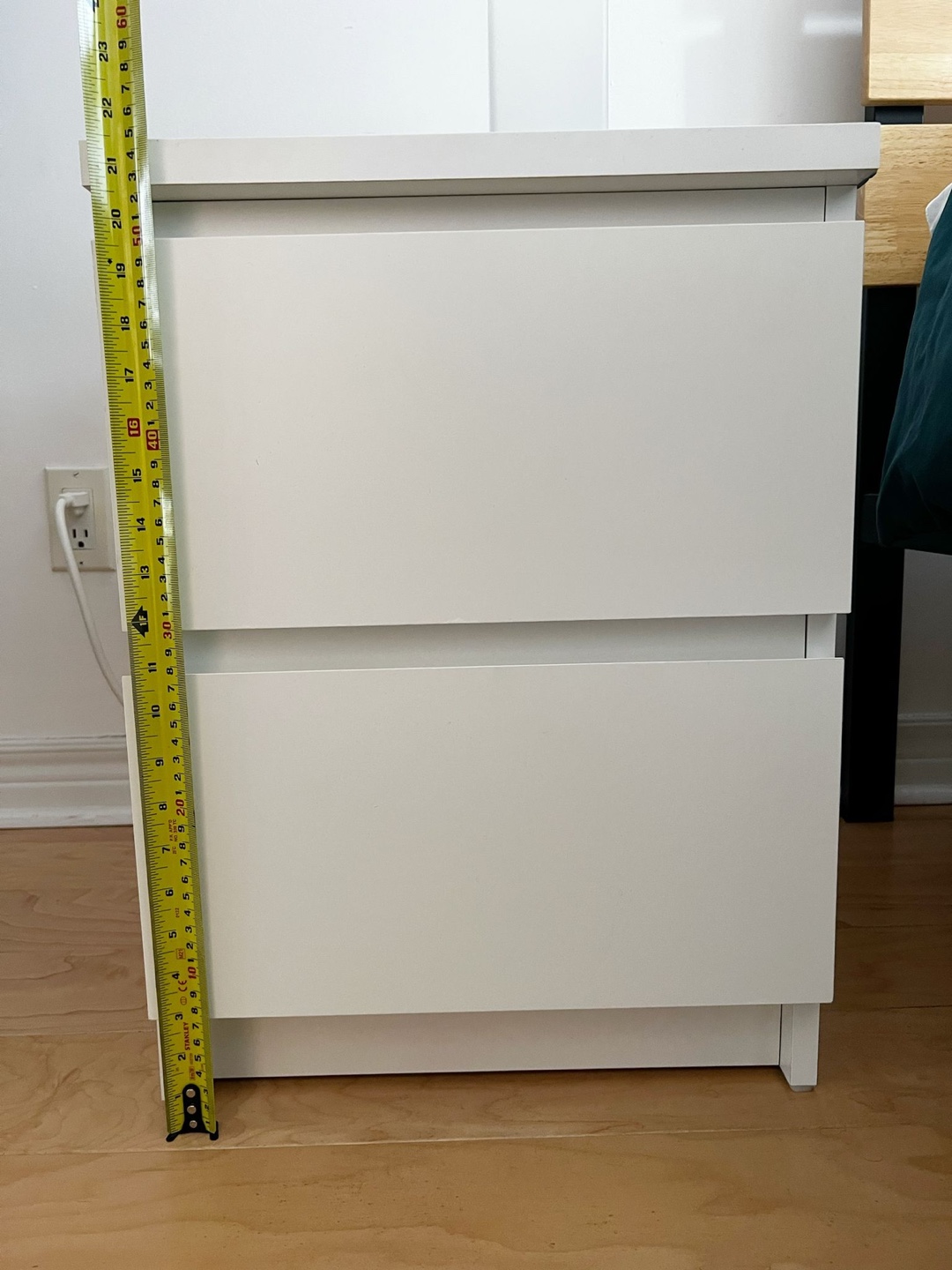 IKEA MALM 2-Drawer Nightstands – White - photo 3