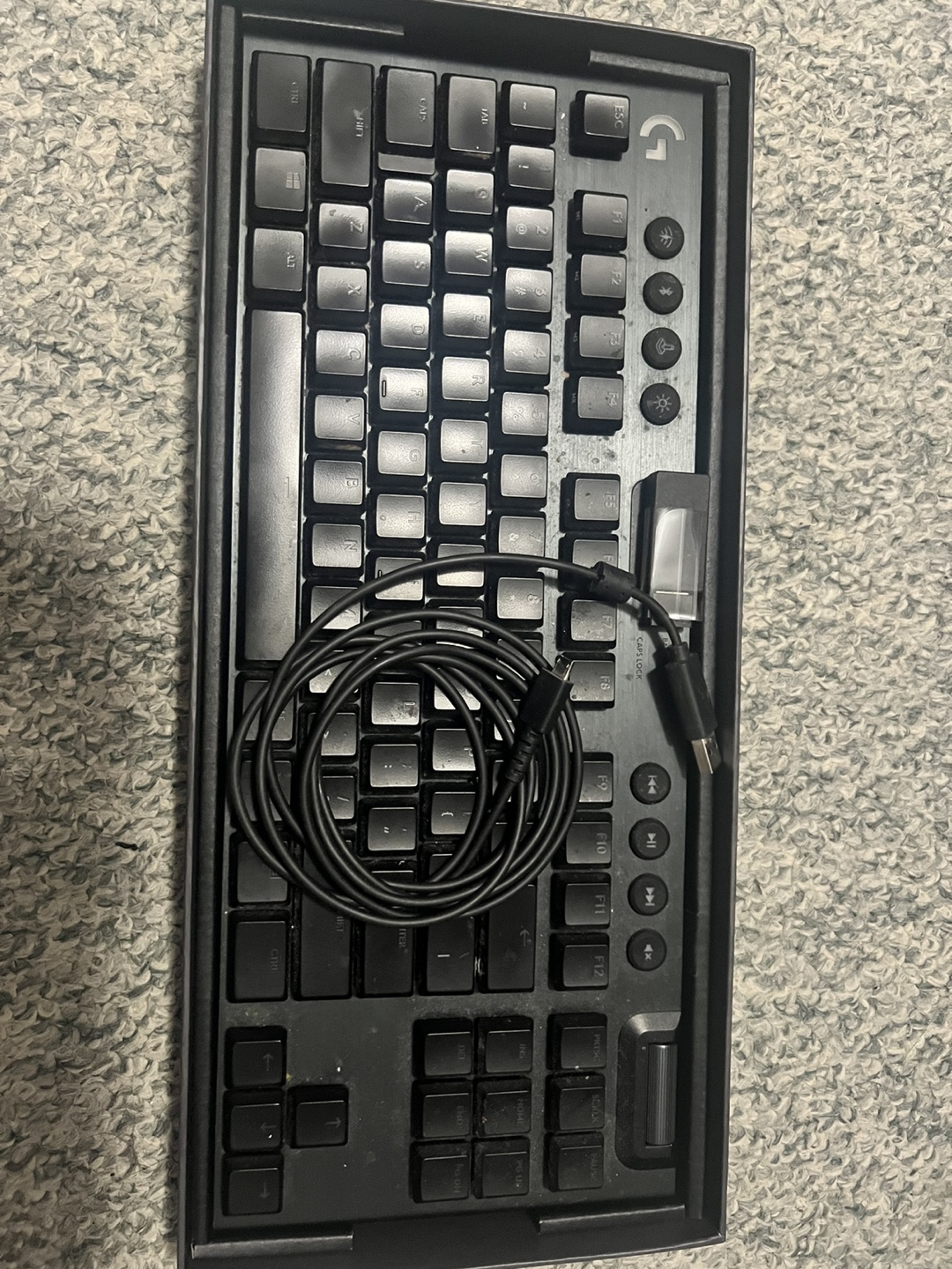 Logitech G915 TKL Mechanical Gaming Keyboard - photo 2