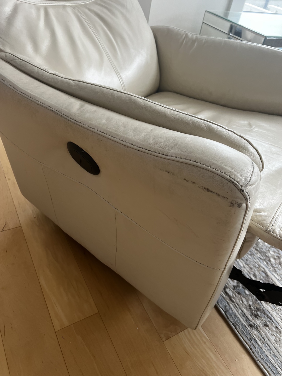 Off-White Leather Recliner - photo 4