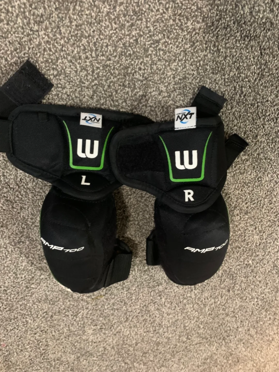 Full set Hockey Gear equipment image indicator(9)