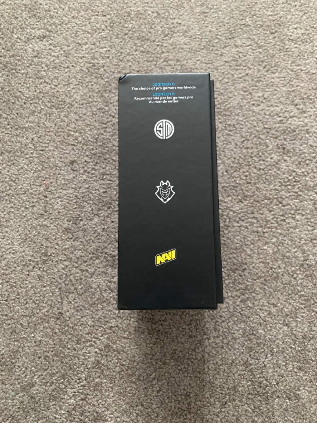 Logitech G Pro X Superlight Wireless Gaming Mouse image indicator(2)