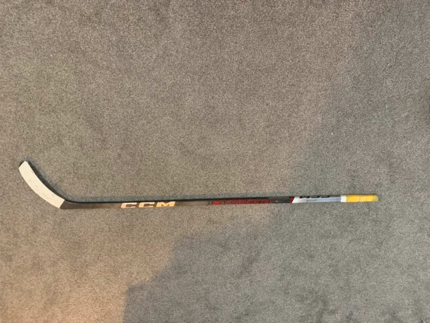 CCM Jetspeed Hockey Stick image indicator(3)