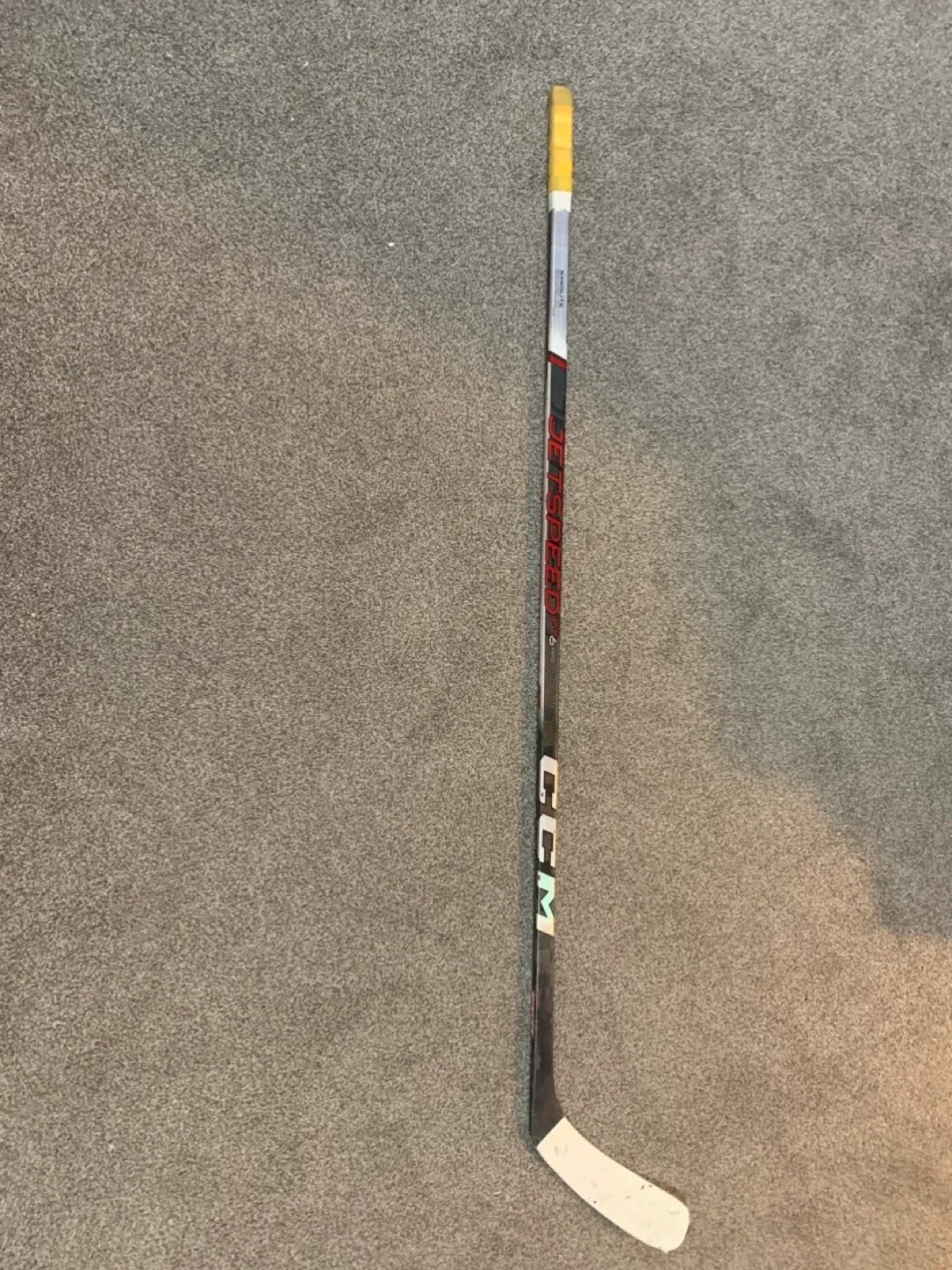 CCM Jetspeed Hockey Stick image indicator(2)