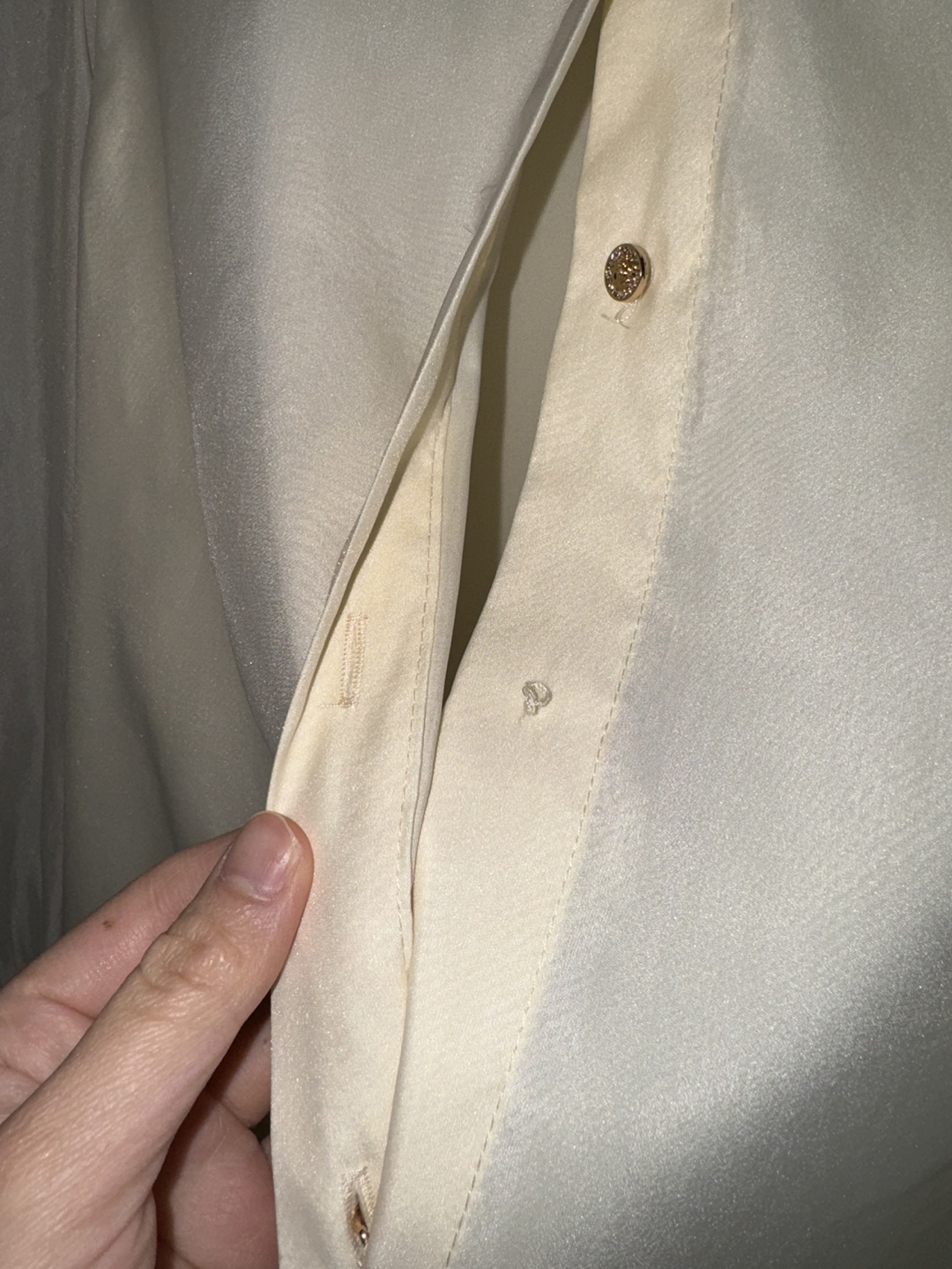 Cream-coloured collared blouse, size S - photo 3