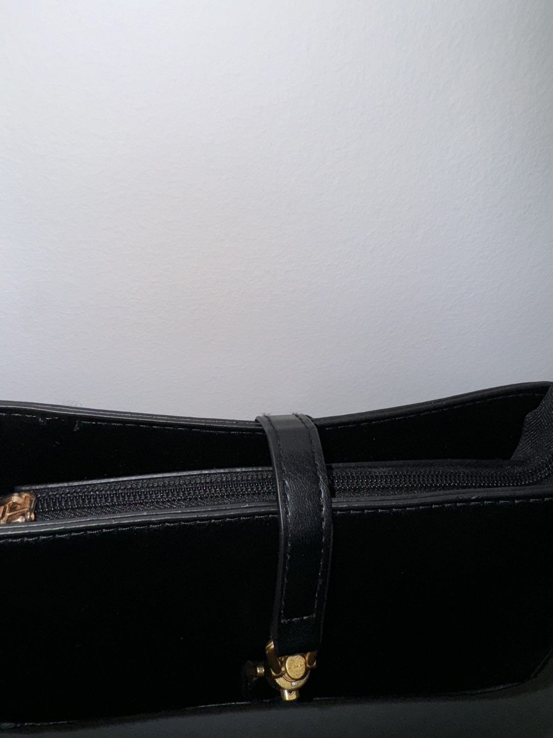 Black Leather Shoulder Bag - photo 4