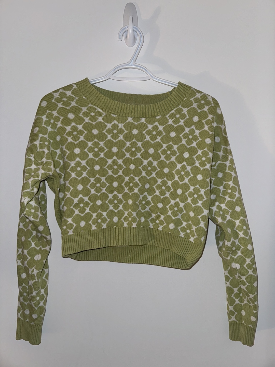 Hollister Green Floral Crop Sweater - Size XS - photo 2