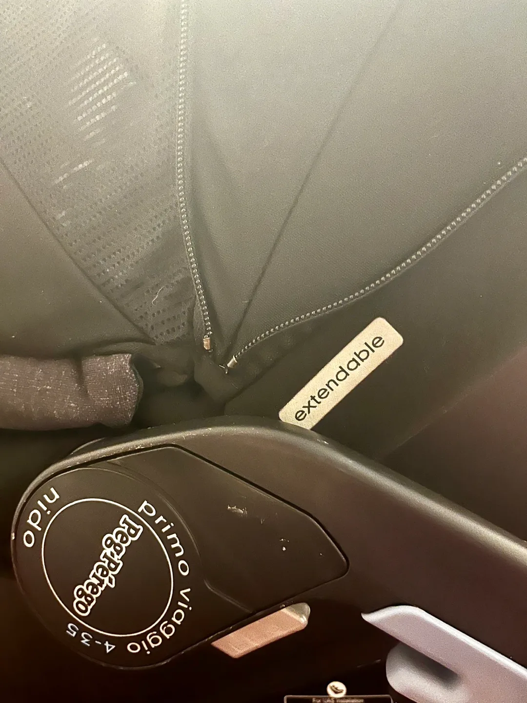 Peg Perego Primo Viaggio 4-35 Nido Infant Car Seat with 2 Bases image indicator(5)