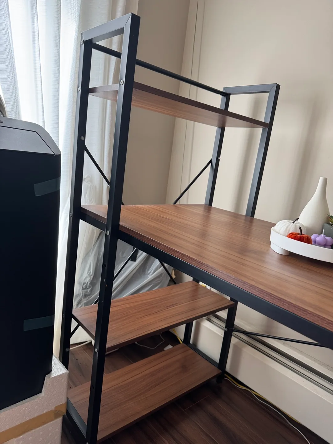 Modern Computer Desk with Shelves image indicator(4)