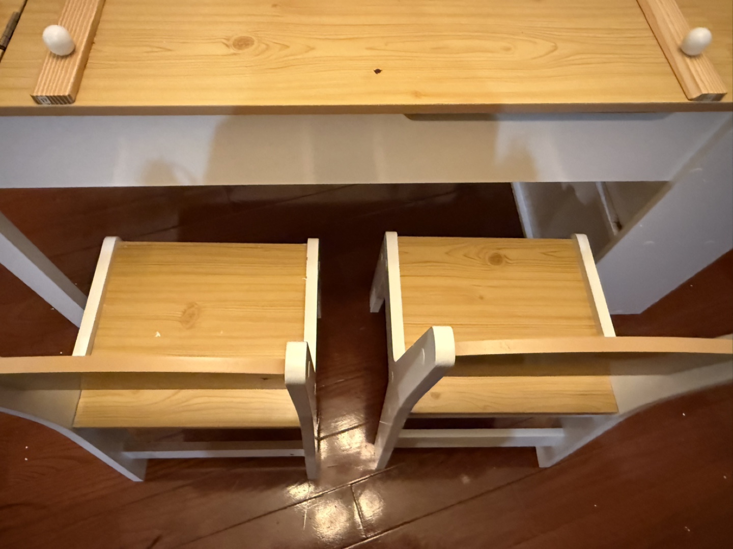 Art table for kids - photo 5