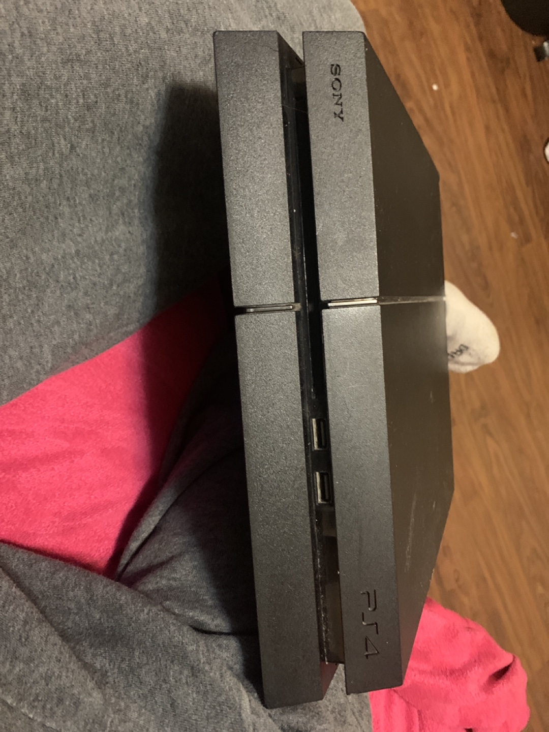 PS4 - photo 2