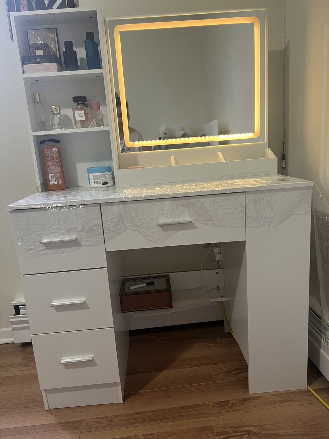 White Vanity Set with LED Mirror & Drawers - photo 2