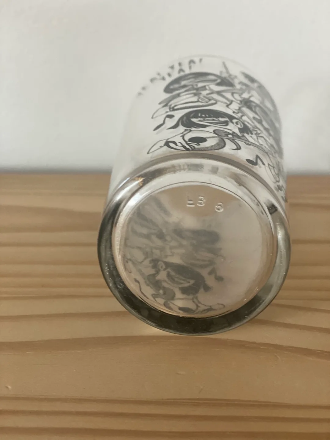 1 Vintage Beatles Tumbler image indicator(4)