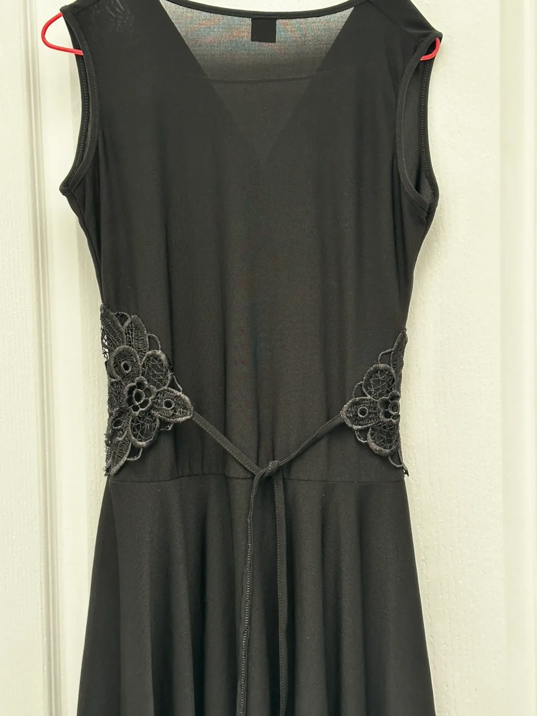 Black Sleeveless Dress with Crossover Front Lace Detail image indicator(2)