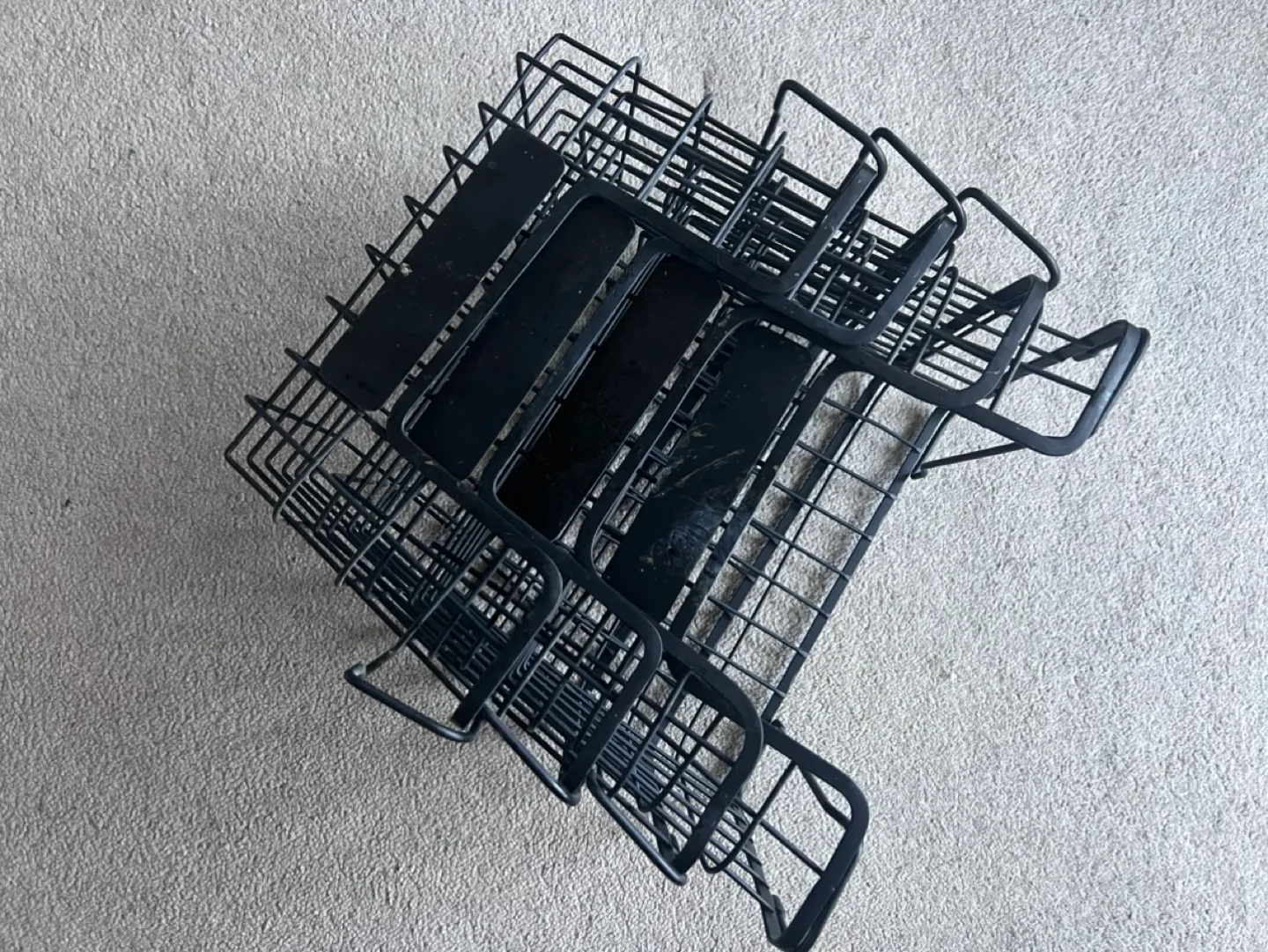 Four stackable sturdy pantry baskets: storage image indicator(2)
