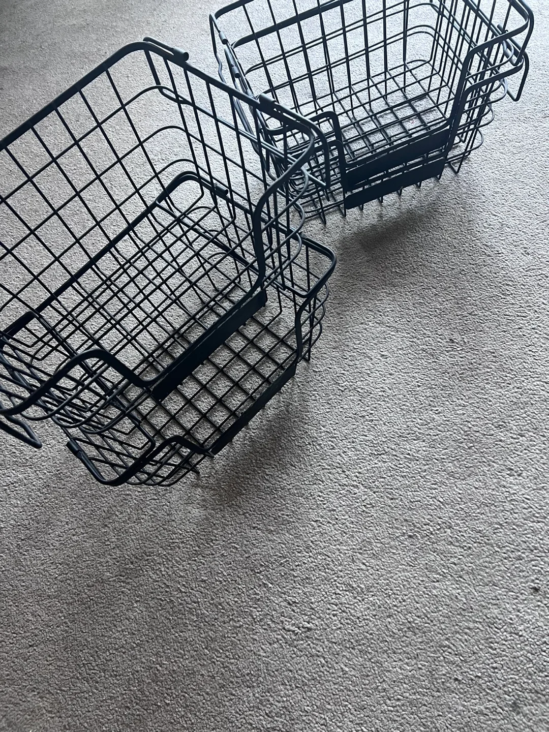 Four stackable sturdy pantry baskets: storage image indicator(3)