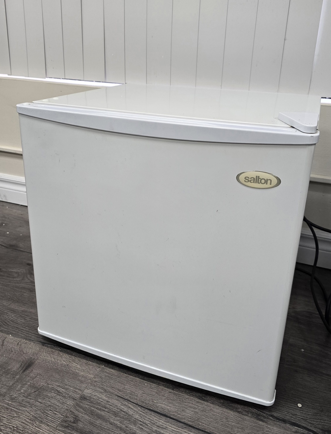 Mini Fridge - Compact White Refrigerator