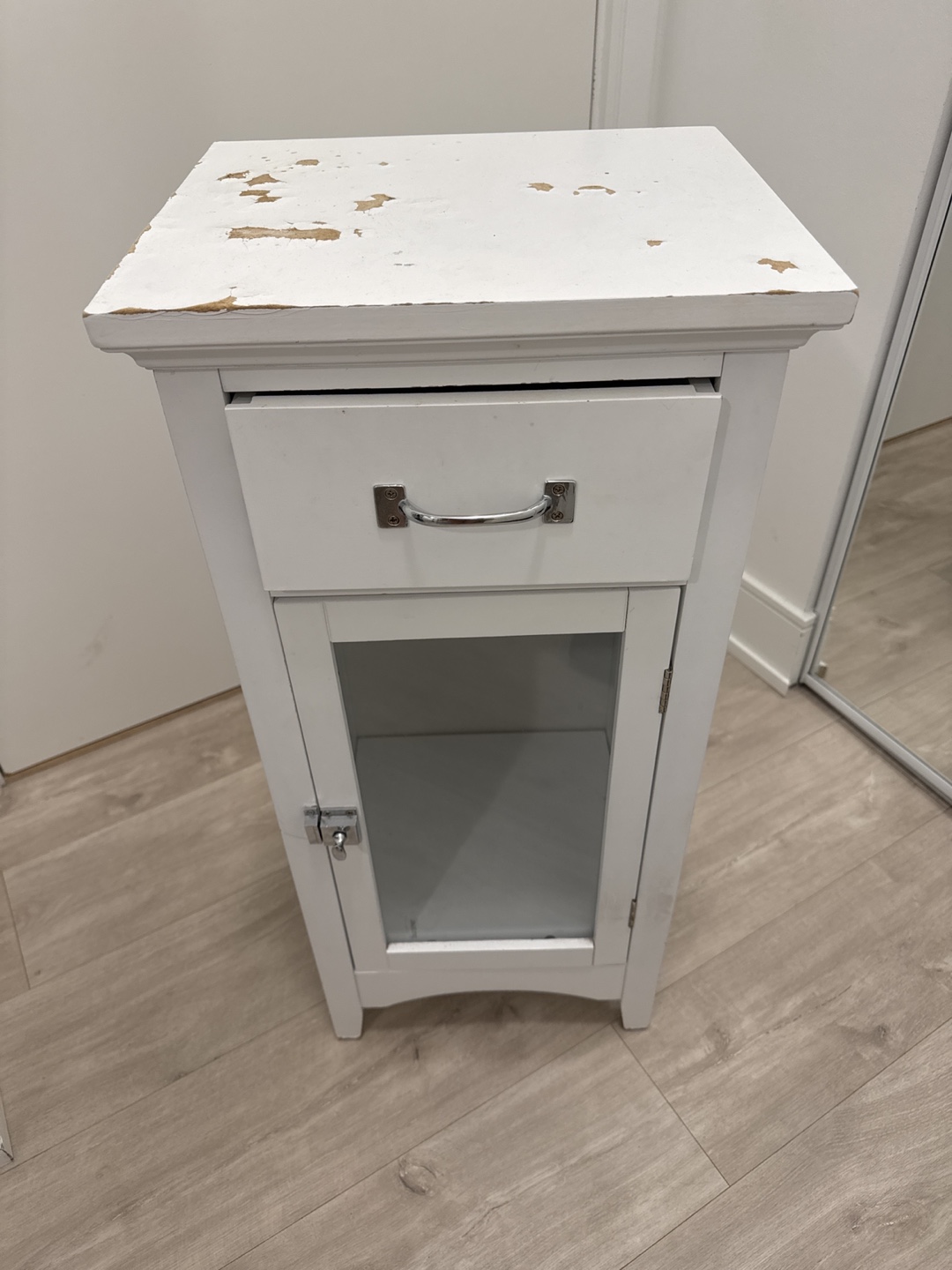 White Wooden Nightstand with Drawer and Cabinet