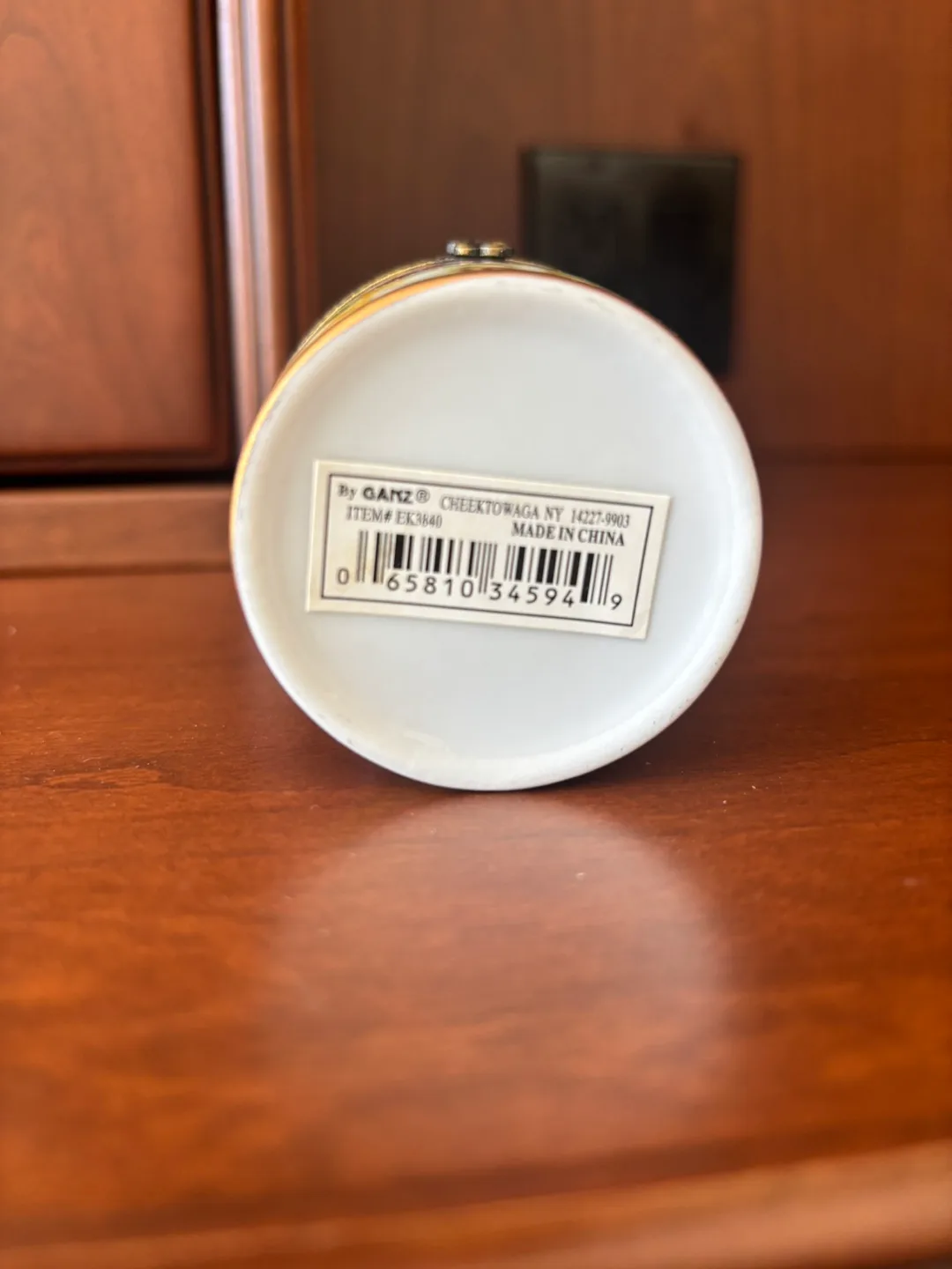 Elegant Porcelain Floral Postage Stamp Holder image indicator(4)