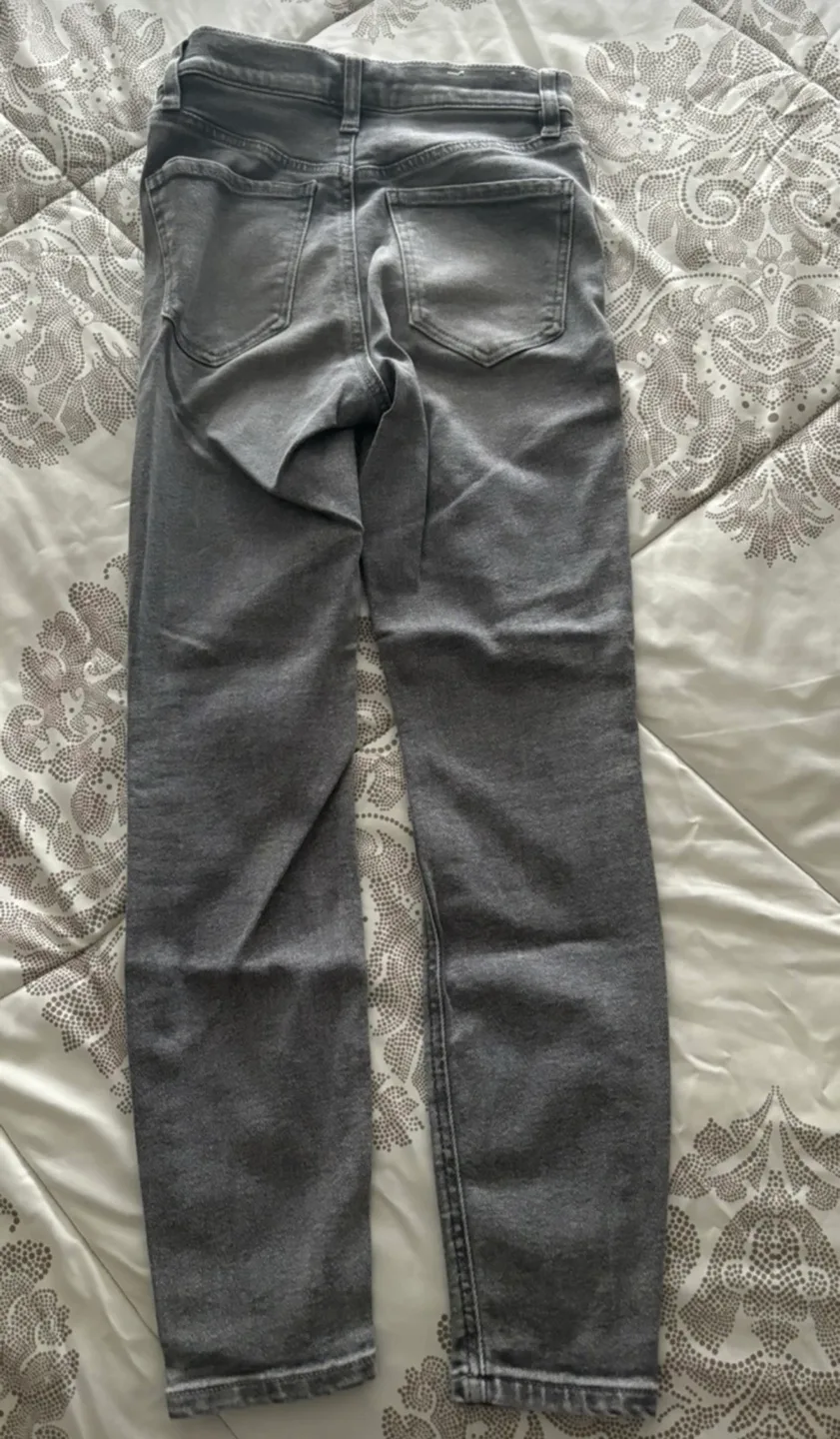 Dynamite Kate High-Waisted Grey Jeans - Size 25 image indicator(7)