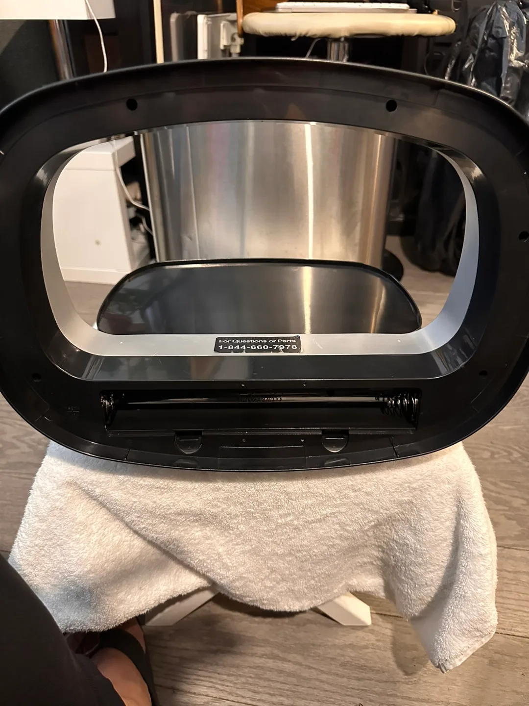 13-Gallon Stainless Steel Automatic Touchless Trash Can image indicator(8)