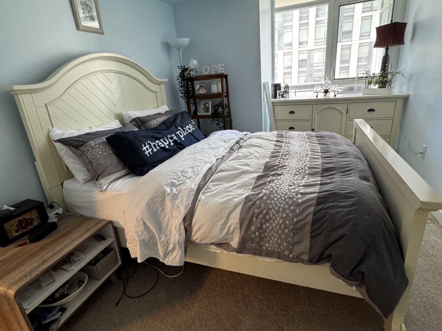 Queen Size Bed Frame with Headboard - photo 2