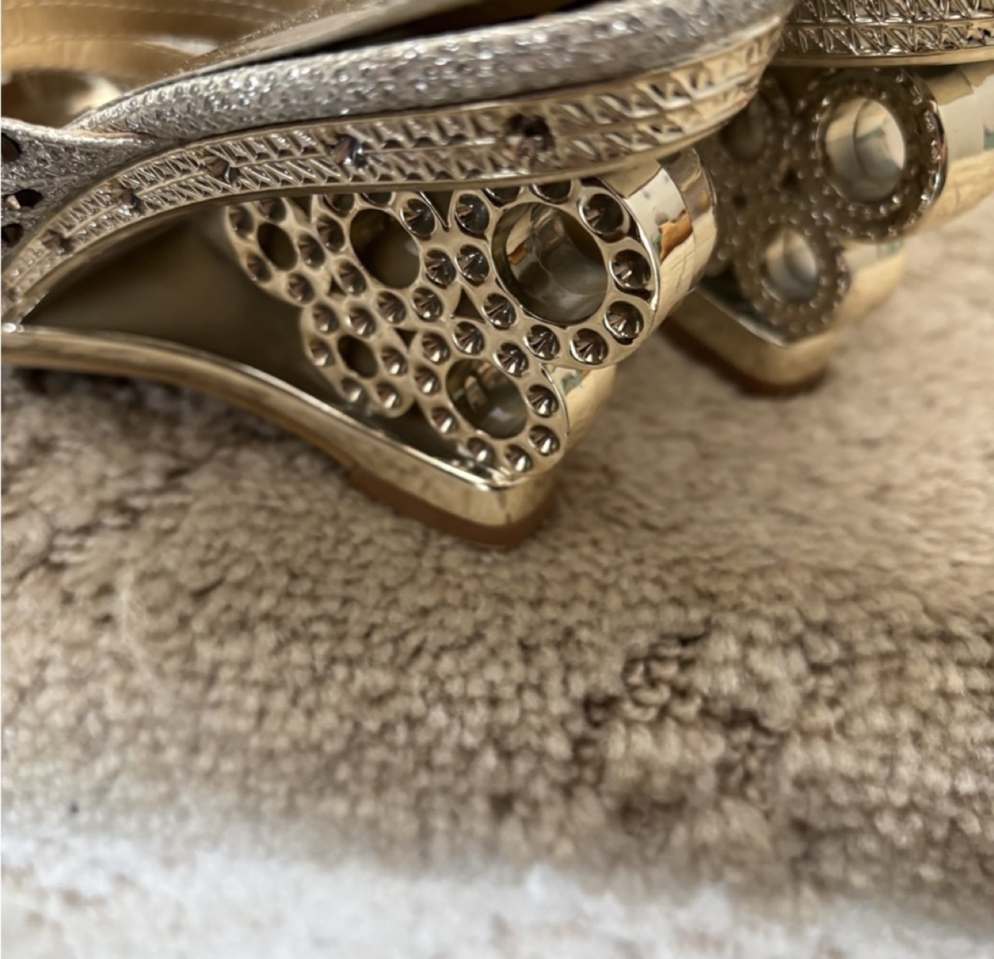 L'Amour Silver Glitter Wedge Sandals - photo 2