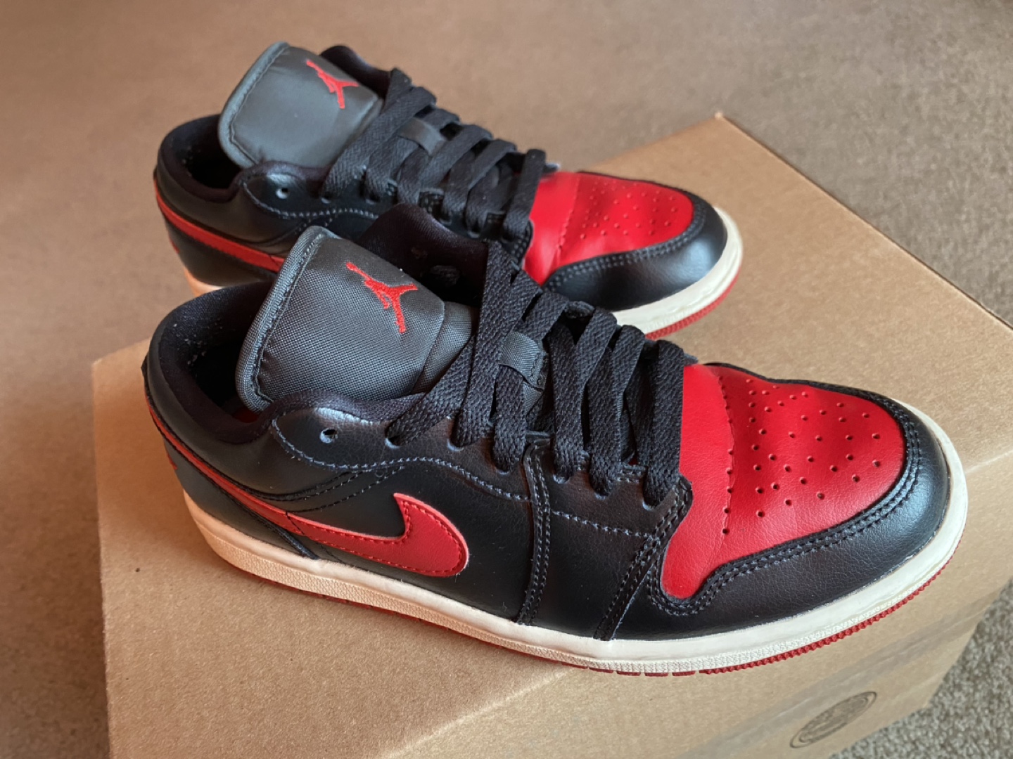 Air Jordan 1 Low Black Red Size 7