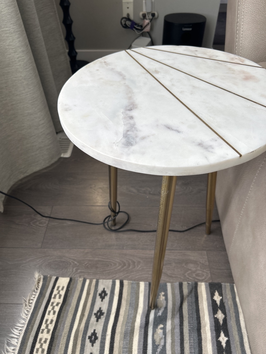 Round Marble Side Table with Gold Legs - photo 2