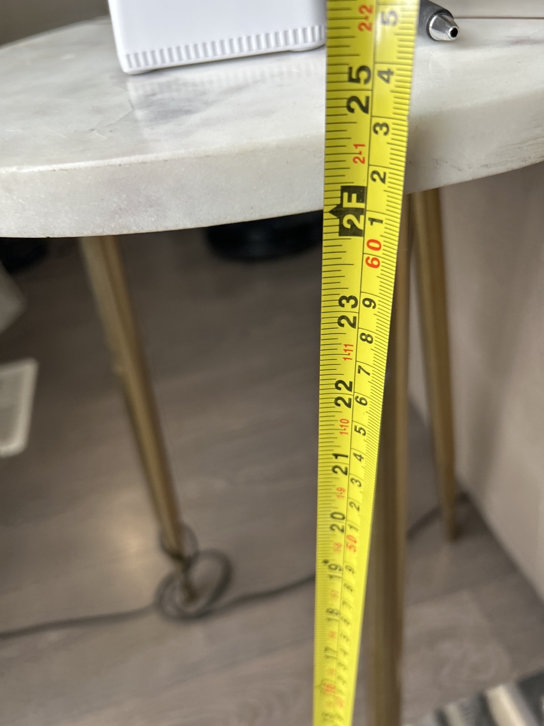 Round Marble Side Table with Gold Legs - photo 3