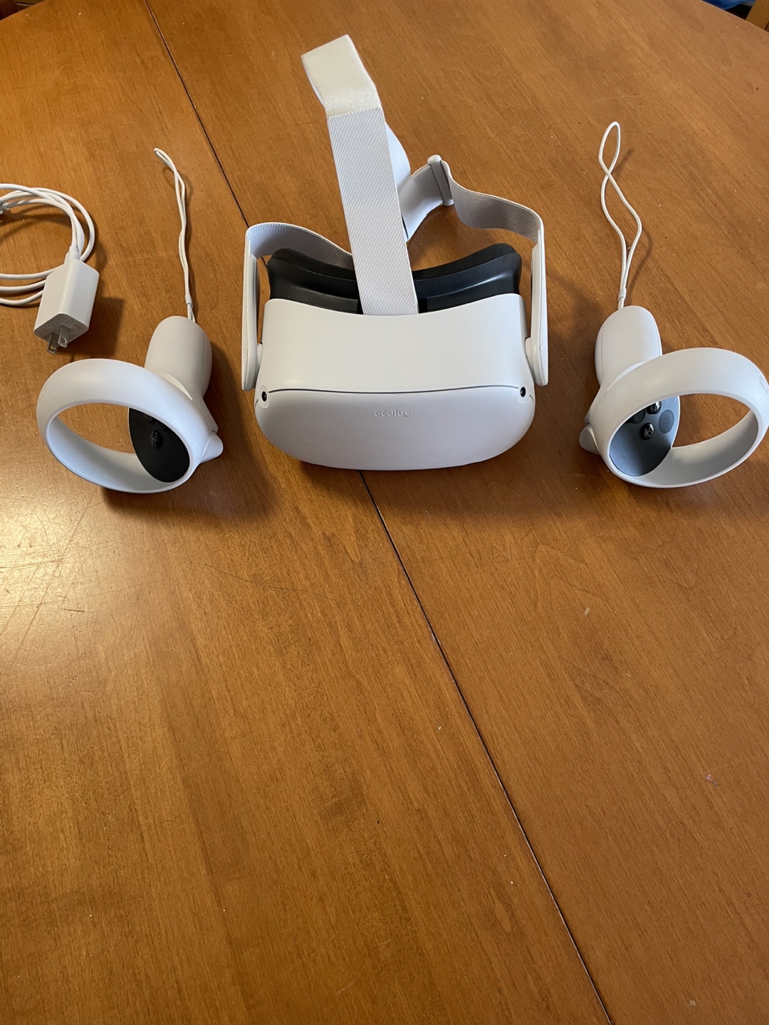 Meta Quest 2 VR Headset and Controllers - photo 2