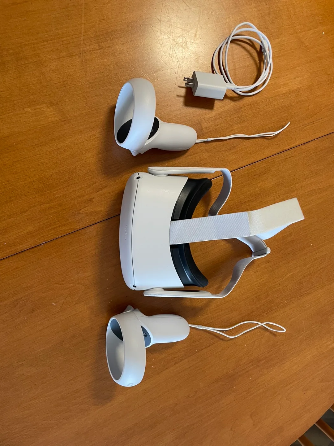 Meta Quest 2 VR Headset and Controllers thumbnail