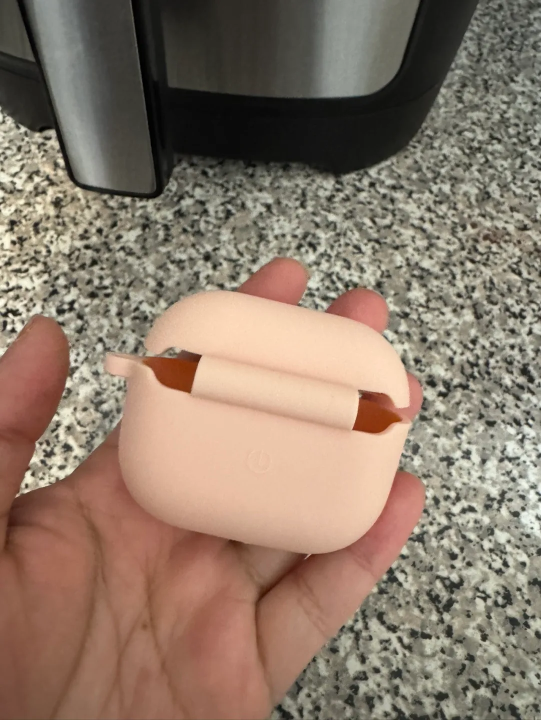 AirPods Pro Case - Blush Pink Silicone Cover image indicator(2)