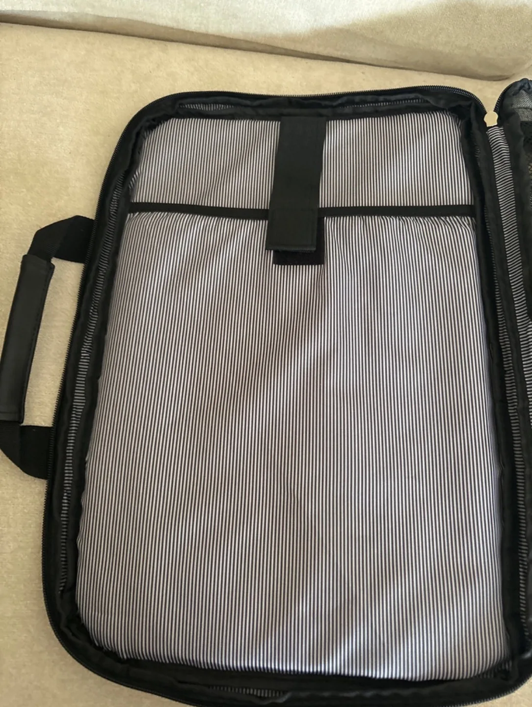 Peacock Promotional Grey Laptop Bag image indicator(5)